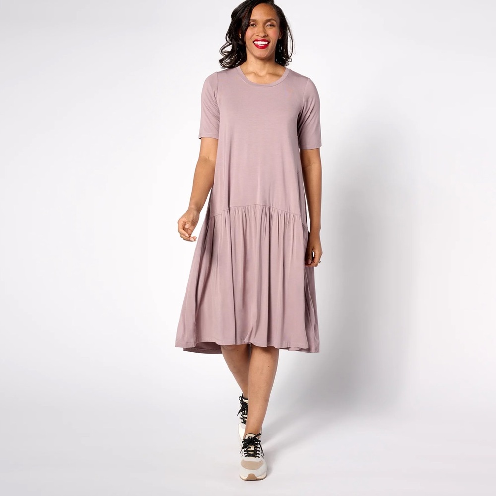 LOGO Mauve Short Sleeve Dress Midi Dress - Picture 1 of 9